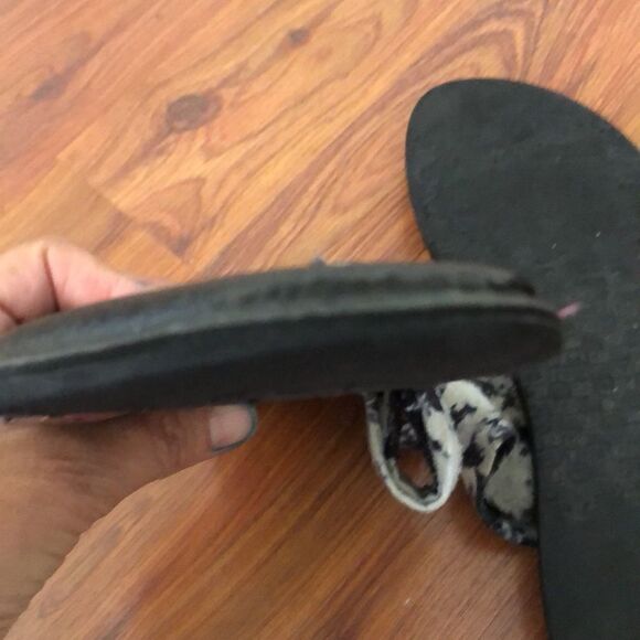 Sanuk Cloth sandals. Size 10 tie-dye - Picture 8 of 10